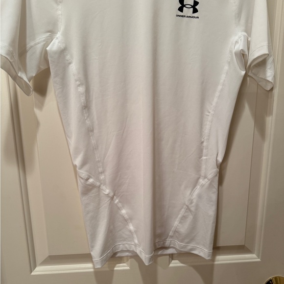 NWT Under Armour Heat Gear White Short Sleeve Shirt - Picture 3 of 7